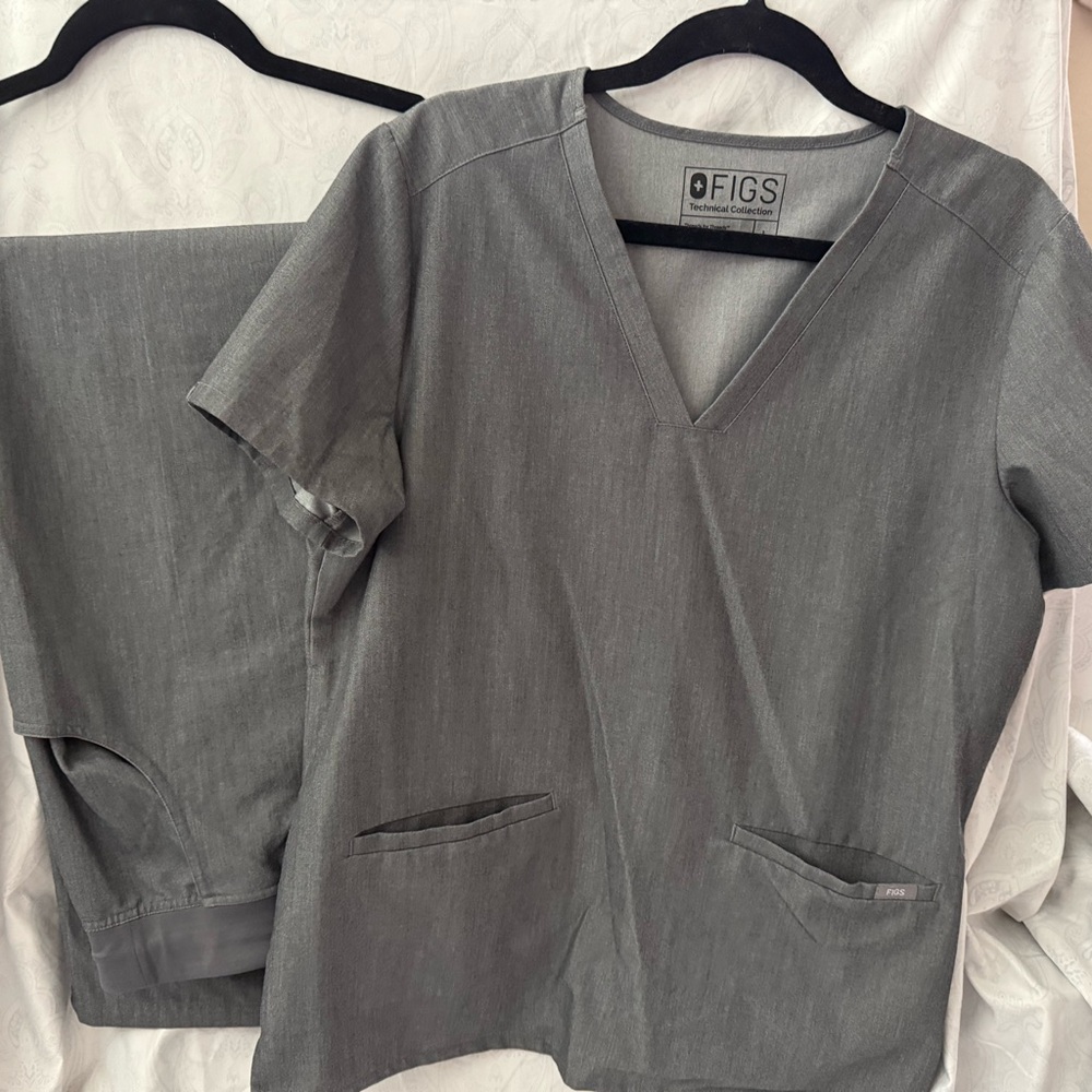 Figs Technical Collection Gray Top